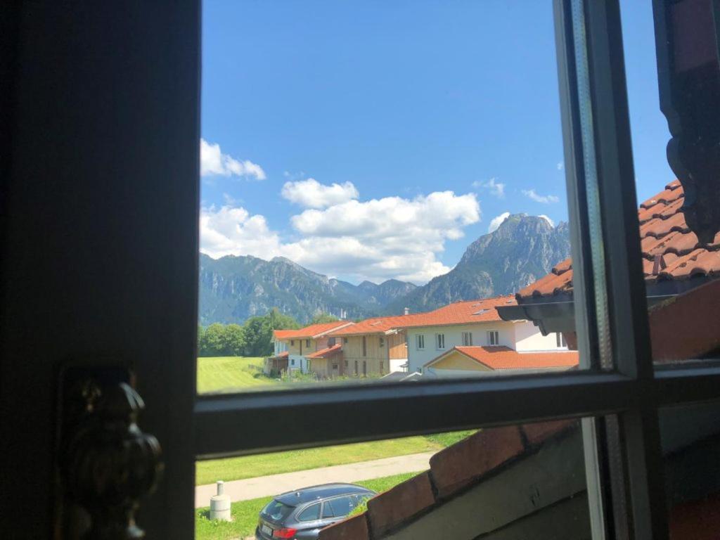 Rotes Haus In Klassik Apartment Füssen